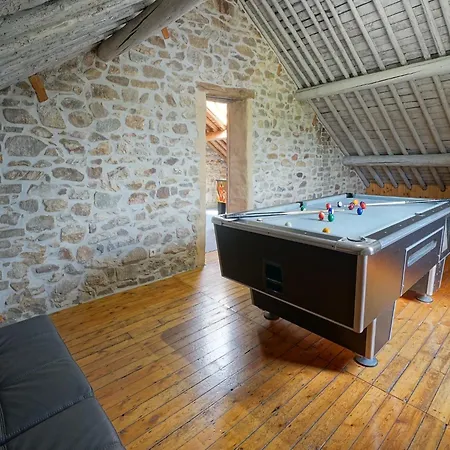 In Vielsalm With Sauna, Cleaning Included Casa vacanze Petit-Thier